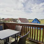 Haus De Niege Wech 04 Mit Gratis Nutzung Vom Ahoi Erlebnisbad Und Sauna In Sellin