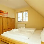 Haus De Niege Wech 04 Mit Gratis Nutzung Vom Ahoi Erlebnisbad Und Sauna In Sellin