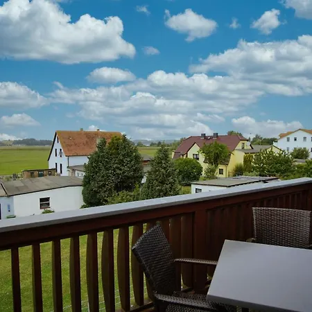 Haus De Niege Wech: Seaside Balcony With Access * Thiessow