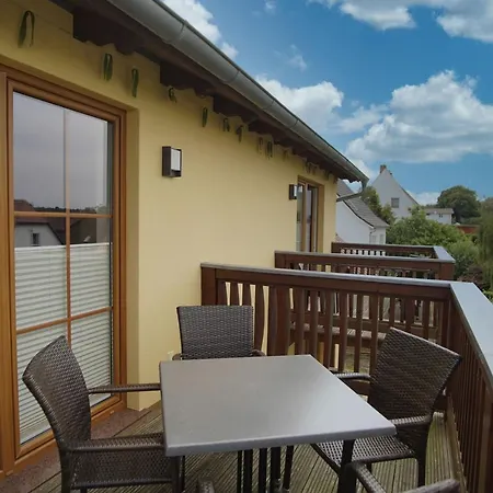 Apartment Haus De Niege Wech: Seaside Balcony With Access Thiessow