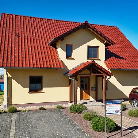 Haus De Niege Wech 04 Mit Gratis Nutzung Vom Ahoi Erlebnisbad Und Sauna In Sellin