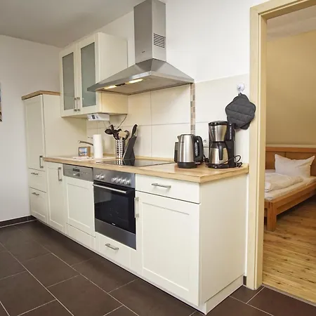 Balkon Mit Meerblick, Gratis Nutzung Vom Ahoi Erlebnisbad Und Sauna In Sellin - Haus De Niege Wech 04 Lejlighed