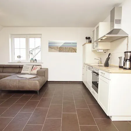 Haus De Niege Wech 04 Mit Gratis Nutzung Vom Ahoi Erlebnisbad Und Sauna In Sellin Apartman Thiessow
